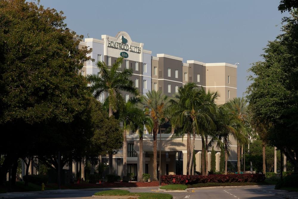 Homewood Suites Miami Airport/Blue Lagoon Exterior photo