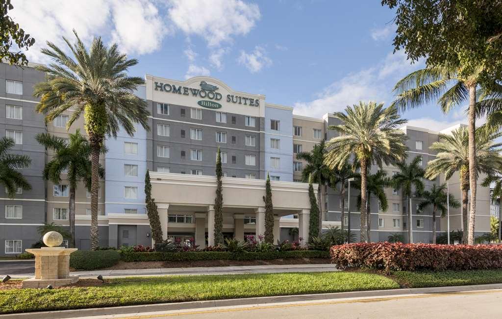 Homewood Suites Miami Airport/Blue Lagoon Exterior photo