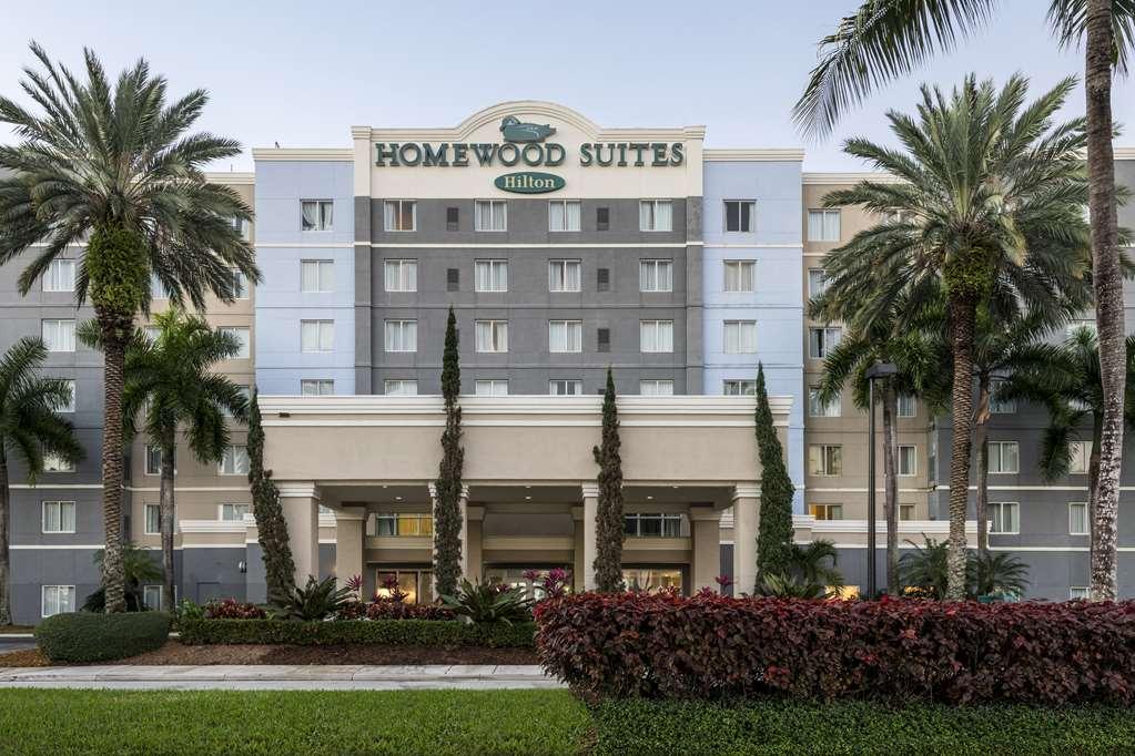 Homewood Suites Miami Airport/Blue Lagoon Exterior photo